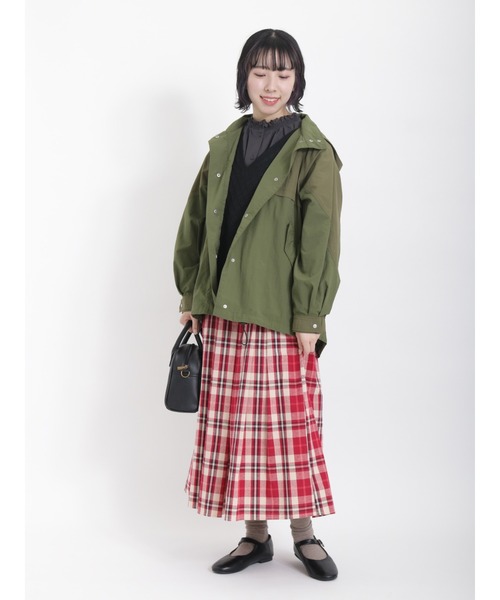 Samansa Mos2（サマンサ モスモス）の「柄編みVネックニットベスト（ベスト・レディース・ブラック/ダークブラウン/キナリ/ブルー/グリーン・ﾌﾘ-）」の13枚目の写真