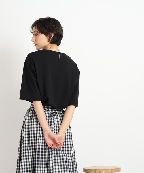 Cutie Blonde（キューティーブロンド）の「◆【ヒップも二の腕も気にせずOK】オーバーサイズTシャツ（Tシャツ/カットソー・レディース・ホワイト系その他/ベージュ系その他5/ブラック系1/ネイビー系6・00）」の19枚目の写真