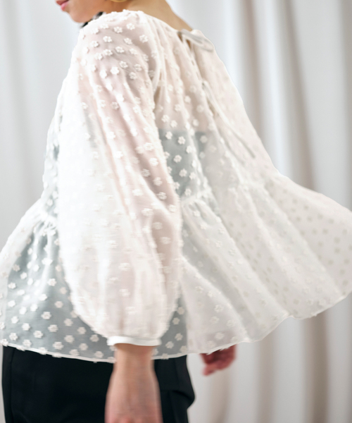 完売品　SLOBE IENA フラワージャガードフリルブラウス スローブ イエナ SLOBE IENA フラワージャガードフリルブラウス