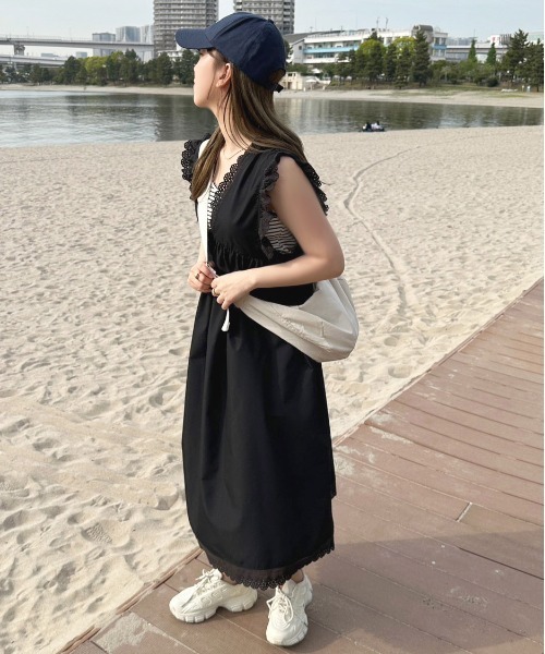 apres jour（アプレジュール）の「コットンレースジャンスカ【ZOZOTOWN限定アイテム】（ジャンパースカート・レディース・オフホワイト/ブラック・フリー/X-LARGE）」の13枚目の写真