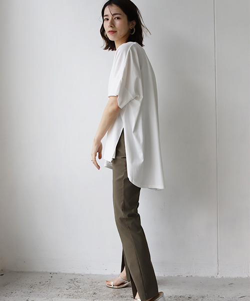 REAL CUBE（リアルキューブ）の「接触冷感サイドスリットオーバードルマンTシャツ（Tシャツ/カットソー・レディース・ブラック/オフホワイト/キャメル・FREE）」の8枚目の写真