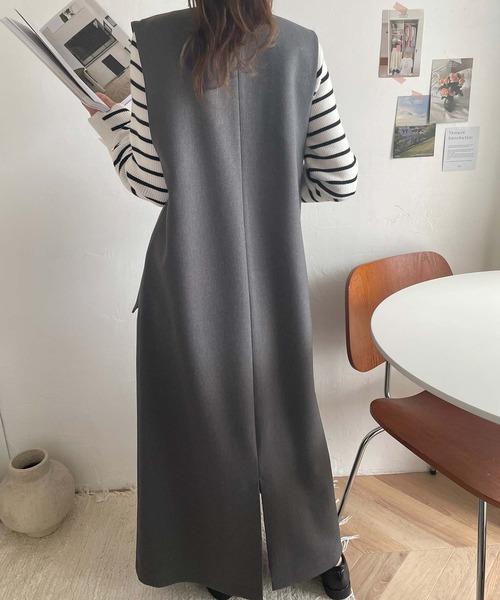 classicalelf(クラシカルエルフ)の「1枚でサマになる!上品リラクシーstyle。ポケット付 Vネック ワンピース(ロング丈)(ワンピース・レディース・モカ/ブラック/チャコールグレー/アイボリー/ベージュ/ネイビー・X-LARGE/MEDIUM/LARGE/SMALL)」の20枚目の写真