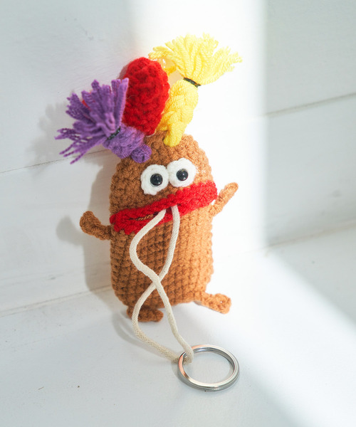 macaroni edge（マカロニエッジ）の「〈macaroni edge/マカロニエッジ〉毛糸のマスコット キーケース（キーケース/キーアクセサリー・レディース・ブルー系/オレンジ/ブルー/グリーン/ブラック/グリーン×オレンジ/ネイビー/グリーン×ピンク/チャコールグレー/パープル/ブラウン/オフホワイト/コバルトブルー/ホワイト/ブラック系/ブラック系2/ベビーピンク/ブルーグリーン/ピンク/ブラック系3・FREE）」の9枚目の写真