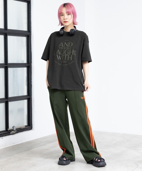 PBLIM(ページボーイリム)の「PBLIM/ユーズドテイストロゴT(Tシャツ/カットソー・レディース・オレンジ/オフホワイト/ブラック・MEDIUM/LARGE)」の20枚目の写真