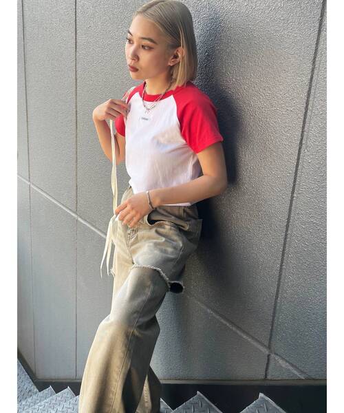 EMODA（エモダ）の「ラグランロゴTシャツ（Tシャツ/カットソー・レディース・レッド/パープル/ブラック・FREE）」の21枚目の写真