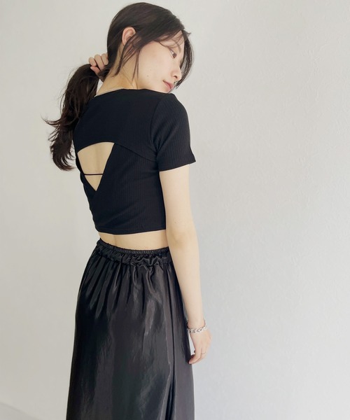 ISOOK(アイスー)の「【ZOZOTOWN限定】back open cropped tops / バックオープンクロップドトップス(Tシャツ/カットソー・レディース・ブラック/ホワイト・FREE)」の11枚目の写真