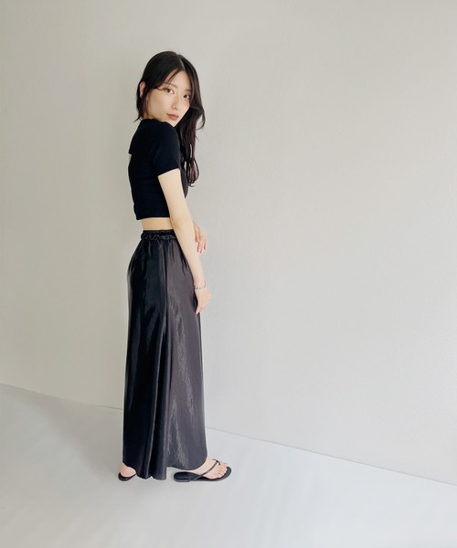 ISOOK(アイスー)の「【ZOZOTOWN限定】back open cropped tops / バックオープンクロップドトップス(Tシャツ/カットソー・レディース・ブラック/ホワイト・FREE)」の18枚目の写真