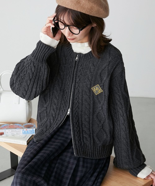 BONLECILL（ボンルシール）の「ダブルジップエンブレムケーブルニット