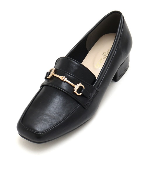 grandfleur（グランドフルール）の「3ｃｍヒール/スクエアトゥ ビット付きローファー パンプス（ローファー・レディース・グレイッシュベージュ/ブラック/キャメル・24.5cm/23.5cm/23.0cm/22.5cm/24.0cm）」の10枚目の写真