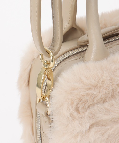 ikka（イッカ）の「エコファー2WAYミニショルダーバッグ（ショルダーバッグ・レディース・オフホワイト/ダークグリーン/ブラック/ベージュ・FREE）」の9枚目の写真