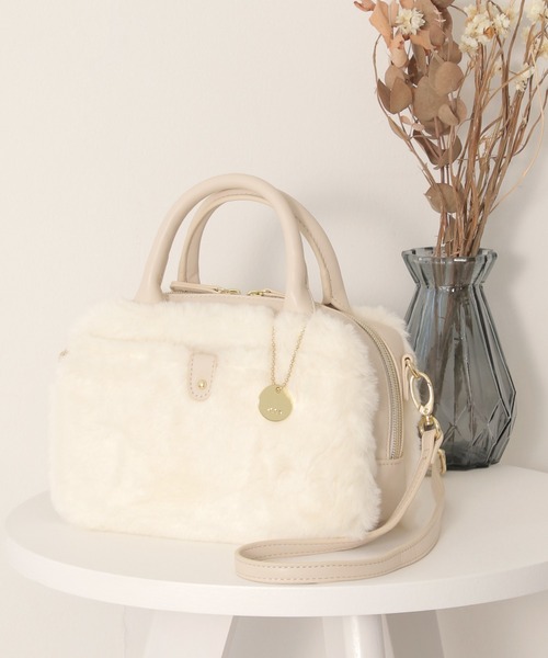 ikka（イッカ）の「エコファー2WAYミニショルダーバッグ（ショルダーバッグ・レディース・オフホワイト/ダークグリーン/ブラック/ベージュ・FREE）」の22枚目の写真