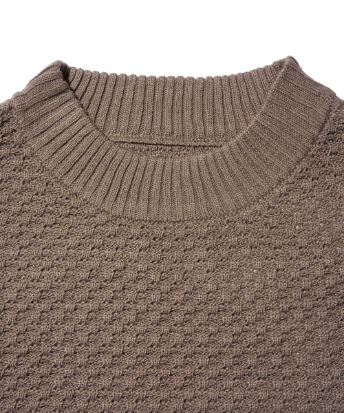 ADPOSION（アドポーション）の「【Revo.】ワッフル編みモックネックニット（ニット/セーター・メンズ・ブラック/オレンジ/グレー/マスタード/グリーン・MEDIUM/LARGE）」の17枚目の写真