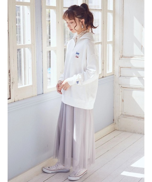 Lee(リー)の「Lee×e.m.a.e. ハーフジップ刺繍スウェット(スウェット・レディース・ブルー/ピンク/オフホワイト・FREE)」の5枚目の写真