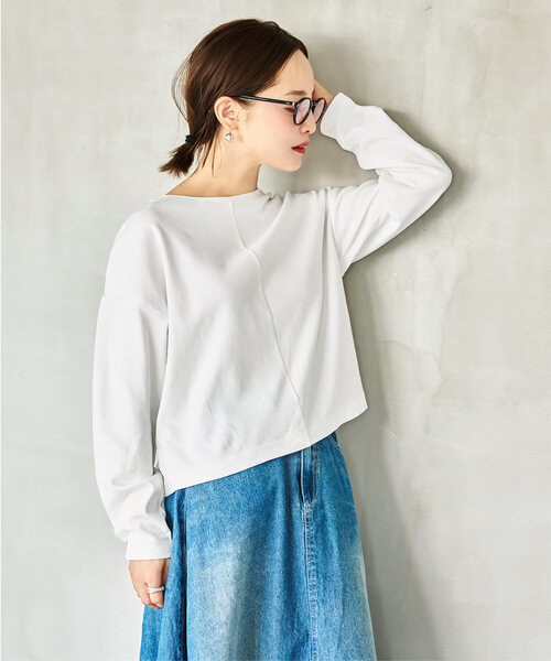 KOBE LETTUCE（コウベレタス）の「[ 田中亜希子さんコラボ ] 選べる2タイプ ソフトコットンロンT（Tシャツ/カットソー・レディース・ホワイト系その他/ホワイト系/チャコール/ホワイト×ブラック/グレー系/ホワイト系1/ベージュ系その他/ブラック/ブラック系/ベージュ系その他2/アイボリー系1/ブラック系1/ブラック系その他2/ホワイト系2/レッド系その他/レッド系その他2/ホワイト系3/ブラック系その他/アイボリー系・M2/1/M1/2/3/M3）」の6枚目の写真