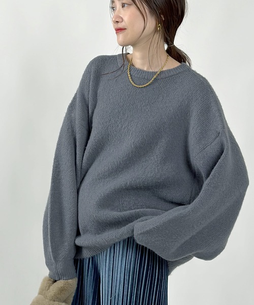 PICCIN（ピッチン）の「クルーネックオーバーサイズニット（ニット/セーター・レディース・チャコールグレー/ピンク/ブルー/イエロー/オフホワイト・M）」の2枚目の写真