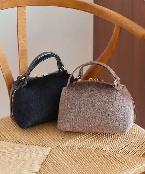 KOBE LETTUCE（コウベレタス）の「[ 選べる2素材 ] 2ハンドルミニバッグ（ハンドバッグ・レディース・ベージュ系/グレー系/ブラック系1/ホワイト系/ブラック系・FREE）」の3枚目の写真
