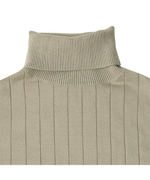 タートルネックニットワイドリブ編み