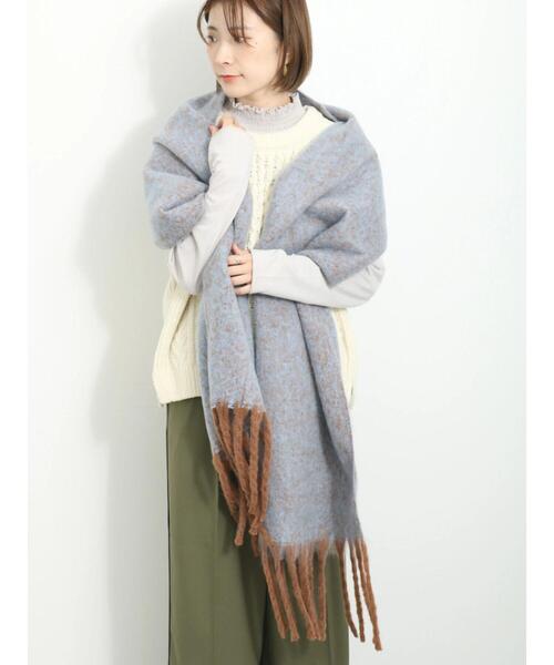 Samansa Mos2 blue（サマンサモスモスブルー）の「アソートフリンジボリュームマフラー（ストール/ショール・レディース・ブルー/チャコールグレー/サックスブルー/キナリ・F）」の18枚目の写真
