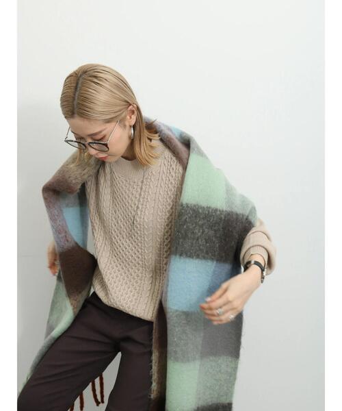 Samansa Mos2 blue（サマンサモスモスブルー）の「アソートフリンジボリュームマフラー（ストール/ショール・レディース・ブルー/チャコールグレー/サックスブルー/キナリ・F）」の19枚目の写真