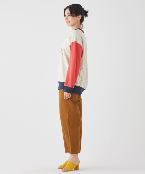 KRIFF MAYER Lady's Collection(クリフメイヤーレディースコレクション)の「のび~る小花刺繍クルー(スウェット・レディース・レッド/グレー/オートミール/カラフル/ネイビー・MEDIUM/LARGE)」の7枚目の写真
