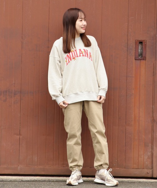 KRIFF MAYER Lady's Collection(クリフメイヤーレディースコレクション)の「のび~る小花刺繍クルー(スウェット・レディース・レッド/グレー/オートミール/カラフル/ネイビー・MEDIUM/LARGE)」の9枚目の写真