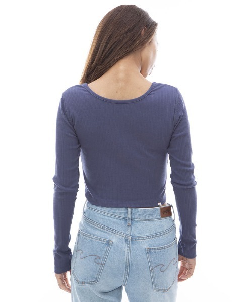 BILLABONG(ビラボン)の「【直営店限定】BILLABONG レディース 2WAY BABY FIT LS TEE ロンT 【2024年春夏モデル】/ビラボンクロップドストレッチリブランドネックロングカットソー(Tシャツ/カットソー・レディース・アイボリー/ピンク/ネイビー/オレンジ・MEDIUM)」の11枚目の写真