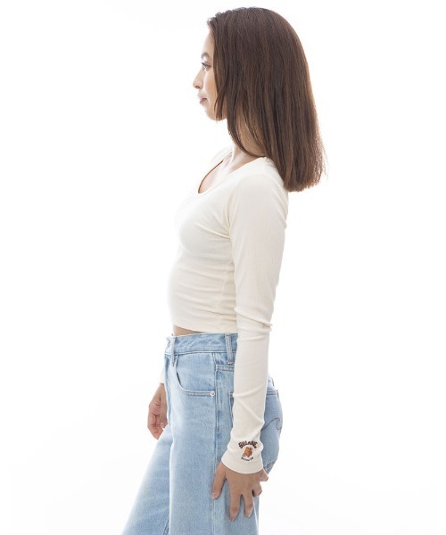 BILLABONG(ビラボン)の「【直営店限定】BILLABONG レディース 2WAY BABY FIT LS TEE ロンT 【2024年春夏モデル】/ビラボンクロップドストレッチリブランドネックロングカットソー(Tシャツ/カットソー・レディース・アイボリー/ピンク/ネイビー/オレンジ・MEDIUM)」の5枚目の写真