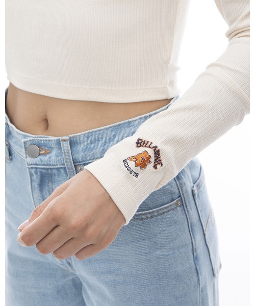 BILLABONG(ビラボン)の「【直営店限定】BILLABONG レディース 2WAY BABY FIT LS TEE ロンT 【2024年春夏モデル】/ビラボンクロップドストレッチリブランドネックロングカットソー(Tシャツ/カットソー・レディース・アイボリー/ピンク/ネイビー/オレンジ・MEDIUM)」の7枚目の写真