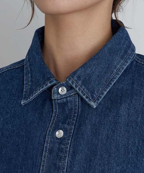 COLONY 2139（コロニートゥーワンスリーナイン）の「デニム長袖オーバーシャツ（シャツ/ブラウス・レディース・ブルー/サックスブルー/ライトグレー・FREE）」の17枚目の写真