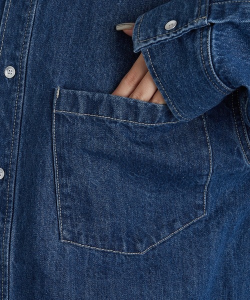 COLONY 2139（コロニートゥーワンスリーナイン）の「デニム長袖オーバーシャツ（シャツ/ブラウス・レディース・ブルー/サックスブルー/ライトグレー・FREE）」の19枚目の写真