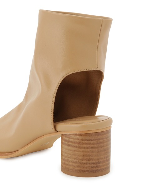 ADAM ET ROPE'（アダムエロペ）の「ストレッチブーツサンダル（ブーツ・レディース・ブラック/ベージュ・23.5cm/24.5cm/23.0cm/24.0cm）」の4枚目の写真