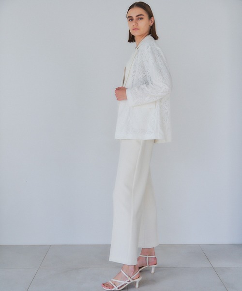 YECCA VECCA（イェッカヴェッカ）の「サイドベルテッドハイウエストパンツ（その他パンツ・レディース・アイボリー/グリーン/ベージュ/ネイビー・S/M/M-L）」の8枚目の写真