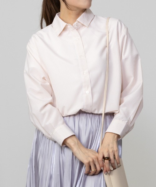 NAVY（ネイビー）の「NAVY ストライプシャツ（シャツ/ブラウス・レディース・ネイビー/ベージュ/グリーン/サックスブルー・M/L/S/XL）」の2枚目の写真