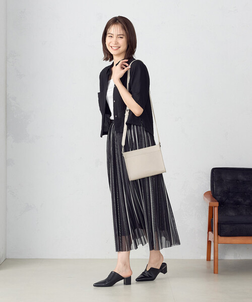 MONO　COMME CA（モノコムサ）の「スクエアショルダー（ショルダーバッグ・レディース・モカ/ライトグレー/ブラック・FREE）」の20枚目の写真