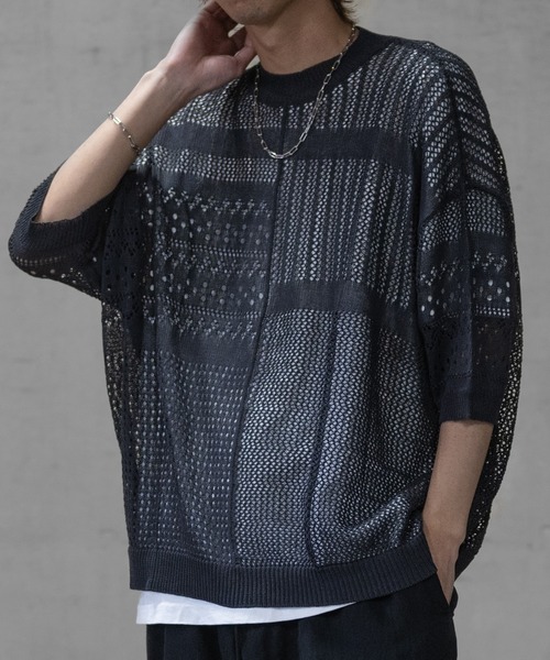 JOHN'S CLOSET（ジョンズクローゼット）の「【a】リネンライク クルーネック 切替ドルマンBIGニット（ニット/セーター・メンズ・ブラック/アイボリー/チャコールグレー・LARGE/MEDIUM）」の14枚目の写真