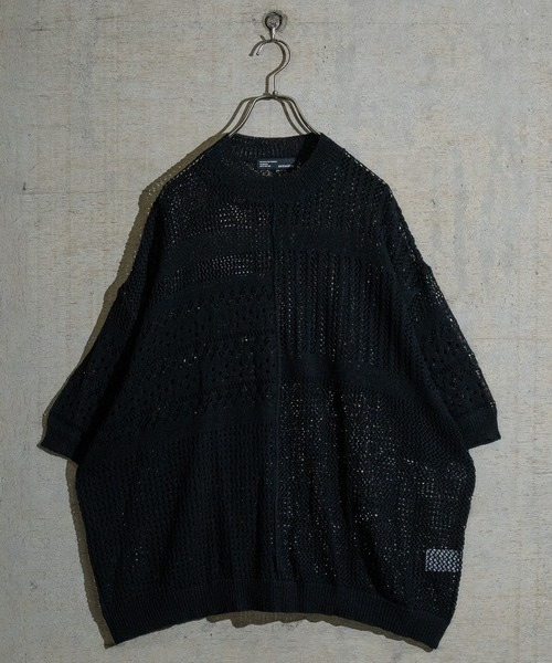 JOHN'S CLOSET（ジョンズクローゼット）の「【a】リネンライク クルーネック 切替ドルマンBIGニット（ニット/セーター・メンズ・ブラック/アイボリー/チャコールグレー・LARGE/MEDIUM）」の21枚目の写真