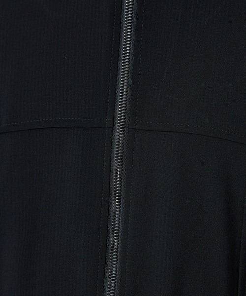 UNITED TOKYO（ユナイテッドトウキョウ）の「キュプラMA-1（ブルゾン・メンズ・ダークグリーン/ブラック・1/2）」の19枚目の写真