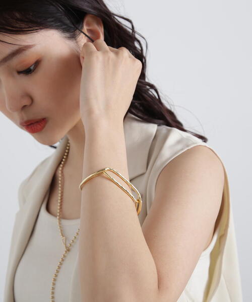 N.（N. Natural Beauty Basic）（エヌエヌナチュラルビューティーベーシック）の「フロントスクエアブレスレット（ネックレス・レディース・シルバー/ゴールド・FREE）」の10枚目の写真