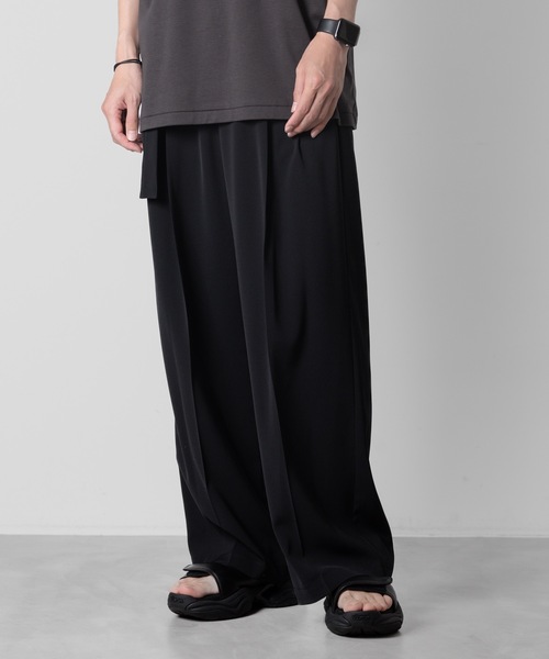 ATTACHMENT（アタッチメント）の「【 直営店・ZOZOTOWN限定 】ソルビアツイル ベルテッドワイドトラウザーズ / SORIBIA TWILL BELTED WIDE TROUSERS（スラックス・メンズ・ブラック/ダークグレー・1/2/3）」の18枚目の写真