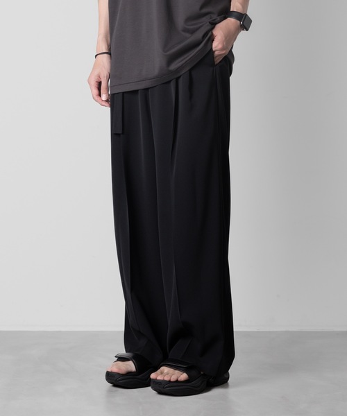 ATTACHMENT（アタッチメント）の「【 直営店・ZOZOTOWN限定 】ソルビアツイル ベルテッドワイドトラウザーズ / SORIBIA TWILL BELTED WIDE TROUSERS（スラックス・メンズ・ブラック/ダークグレー・1/2/3）」の19枚目の写真