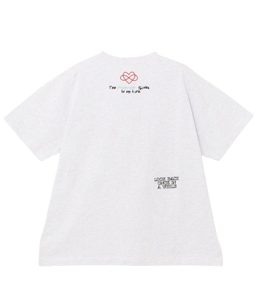 andme(アンドミー)の「ランダムエンブロイダリーロゴ半袖Tシャツ(Tシャツ/カットソー・レディース・キナリ/オフホワイト/スミクロ/オートミール・M/S)」の13枚目の写真