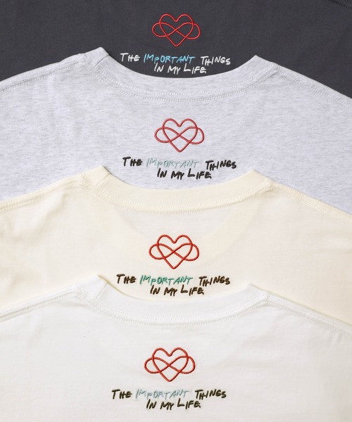 andme(アンドミー)の「ランダムエンブロイダリーロゴ半袖Tシャツ(Tシャツ/カットソー・レディース・キナリ/オフホワイト/スミクロ/オートミール・M/S)」の19枚目の写真