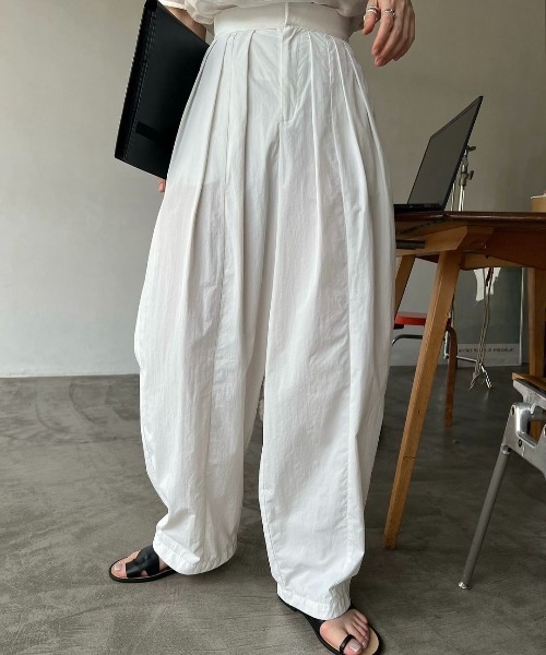 【willfully】tuck wide panel nylon パンツ WILLFULLY official web store（ウィルフリーコウシキツウハン