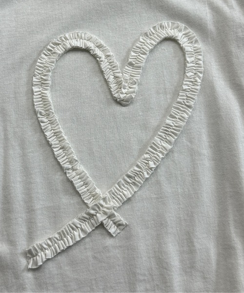 kutir(クティール)の「3DハートフリルTシャツ(Tシャツ/カットソー・レディース・ホワイト/ブラック・FREE)」の8枚目の写真