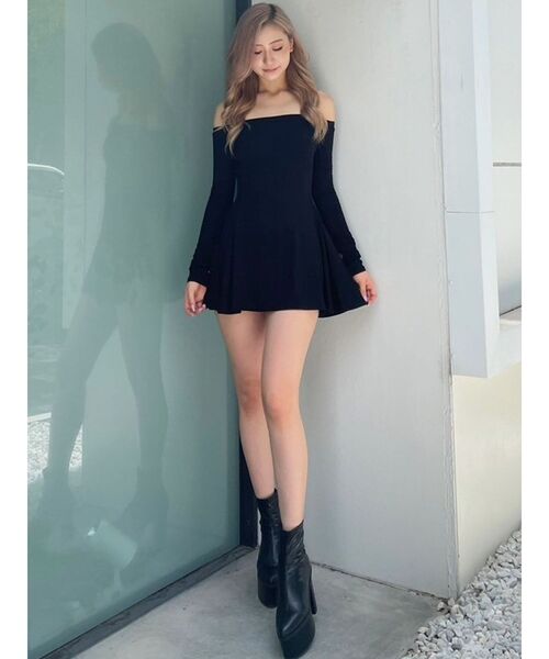 GYDA（ジェイダ）の「オフショルフレアワンピース（ワンピース・レディース・ブラック/オフホワイト・FREE）」の20枚目の写真