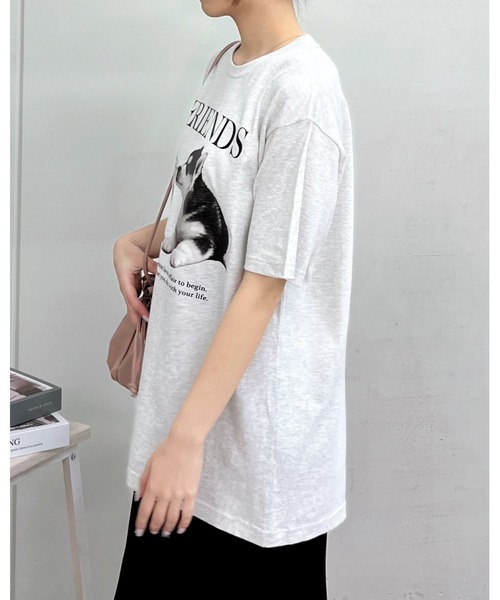 spiritoso(スピリトーゾ)の「【spiritoso】FRIENDS シートプリントTシャツ (CP)(Tシャツ/カットソー・レディース・ブラック/ホワイト/オートミール/ホワイト系その他・M/L)」の9枚目の写真