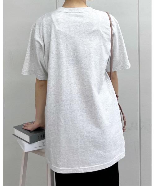 spiritoso(スピリトーゾ)の「【spiritoso】FRIENDS シートプリントTシャツ (CP)(Tシャツ/カットソー・レディース・ブラック/ホワイト/オートミール/ホワイト系その他・M/L)」の11枚目の写真