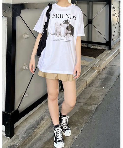 spiritoso(スピリトーゾ)の「【spiritoso】FRIENDS シートプリントTシャツ (CP)(Tシャツ/カットソー・レディース・ブラック/ホワイト/オートミール/ホワイト系その他・M/L)」の18枚目の写真