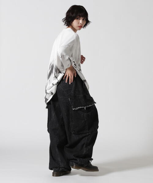 SIS(エスアイエス)の「SISseoul/エスアイエスソウル/ダメージカーゴデニム(デニムパンツ・レディース・ブラック/ブルー・F)」の18枚目の写真