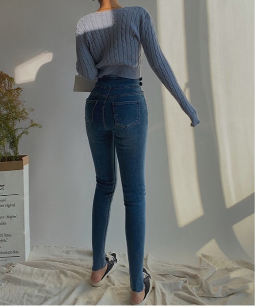 Jasmine Grandiflorum（ジャスミングランディフローラム）の「【Jasmine】ケーブル編みニットカーディガン（カーディガン/ボレロ・レディース・ブラック/ブルー/ホワイト/グリーン/ピンク・FREE）」の13枚目の写真